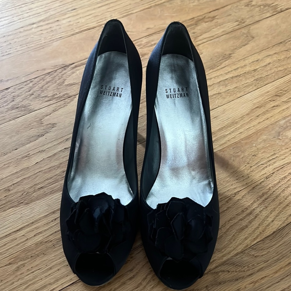 Stuart Weitzman Black Satin heels with Flower
